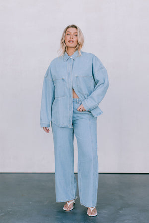 Ilou Denim Shirt - Light Wash Blue